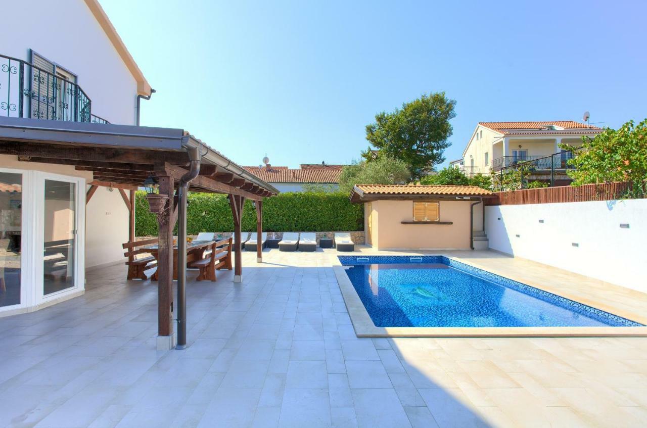 Villa Tereza Malinska Exterior foto